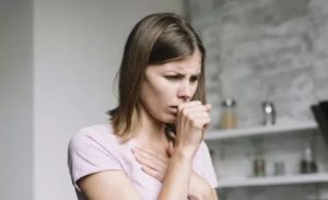 Температура, першение в горле